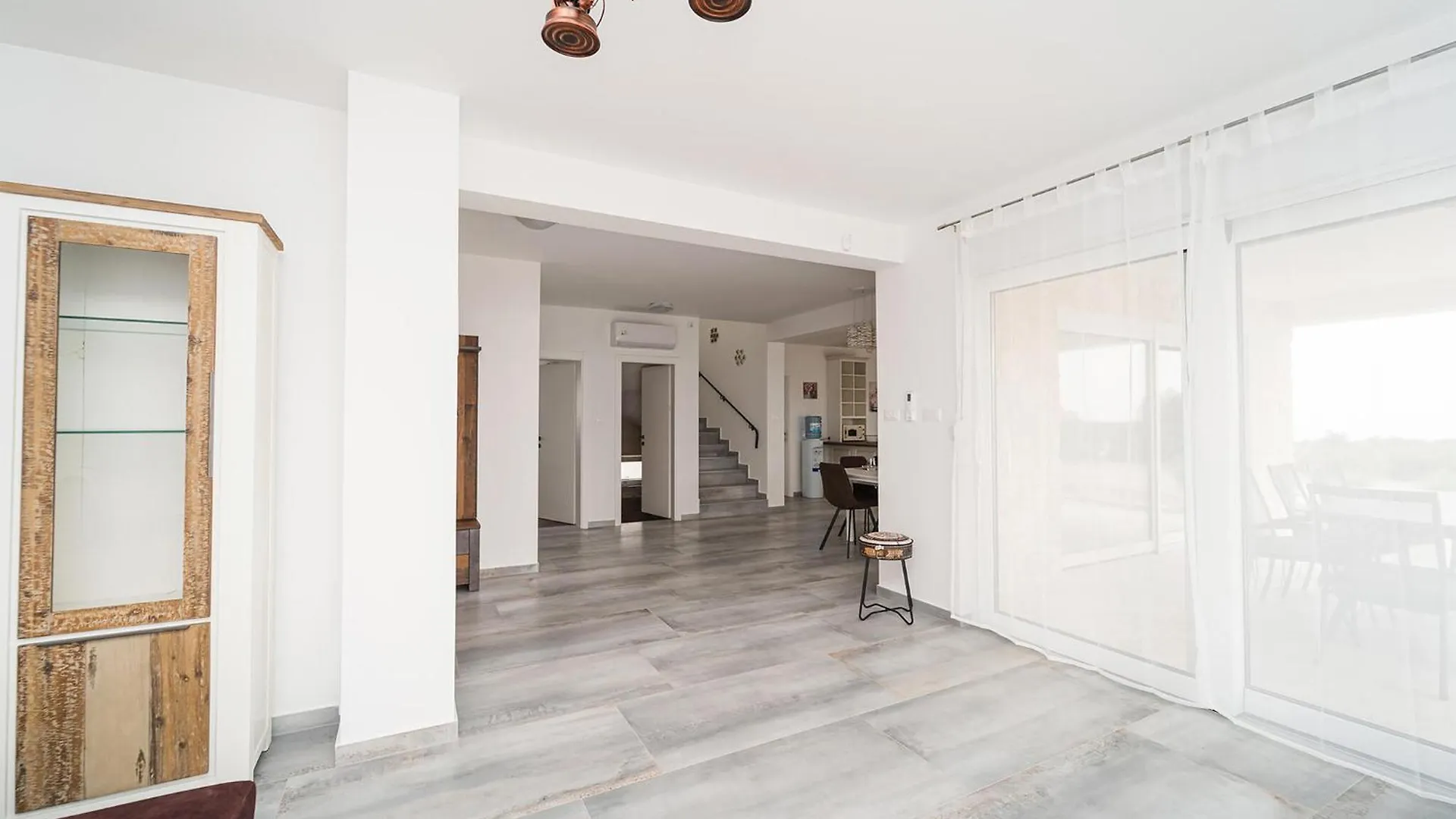 4 Bedroom Cozy Home In Krnica Holiday home