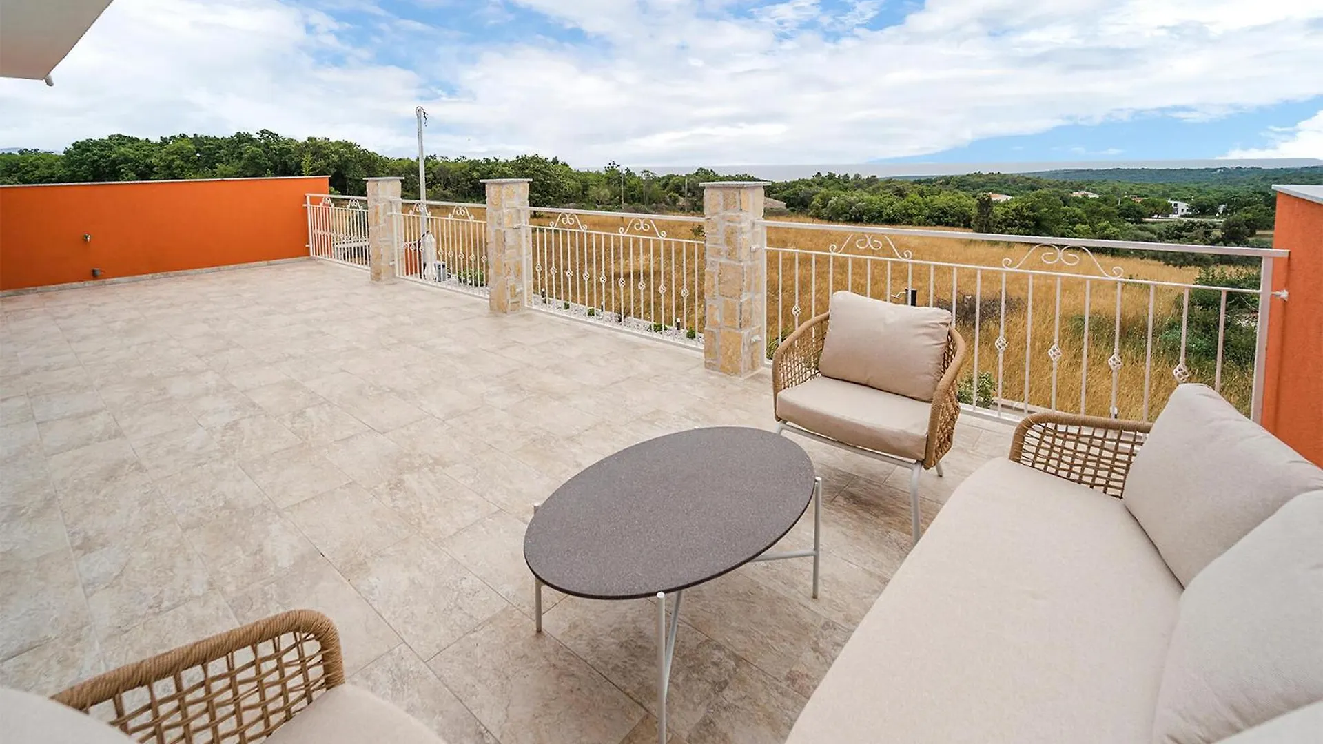 4 Bedroom Cozy Home In Krnica 0*,  Croatia