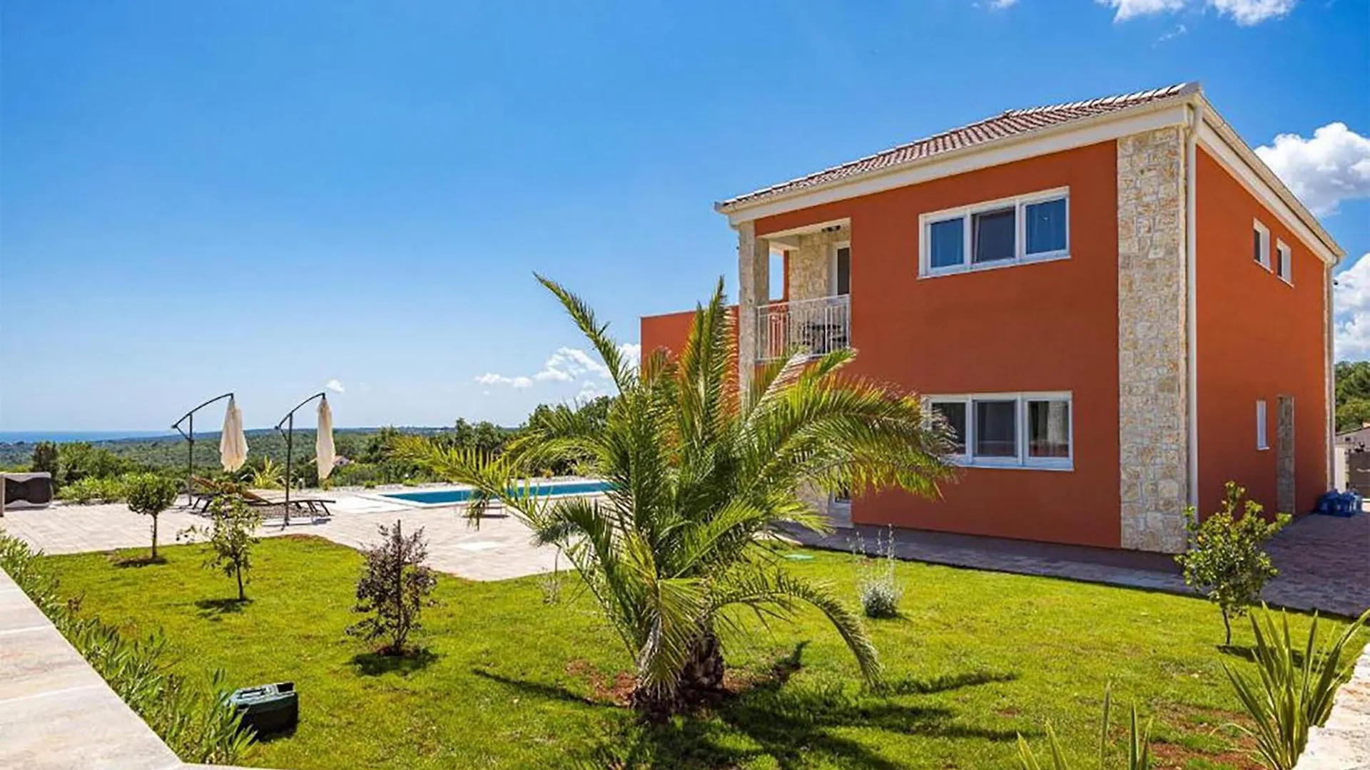 Holiday home 4 Bedroom Cozy Home In Krnica