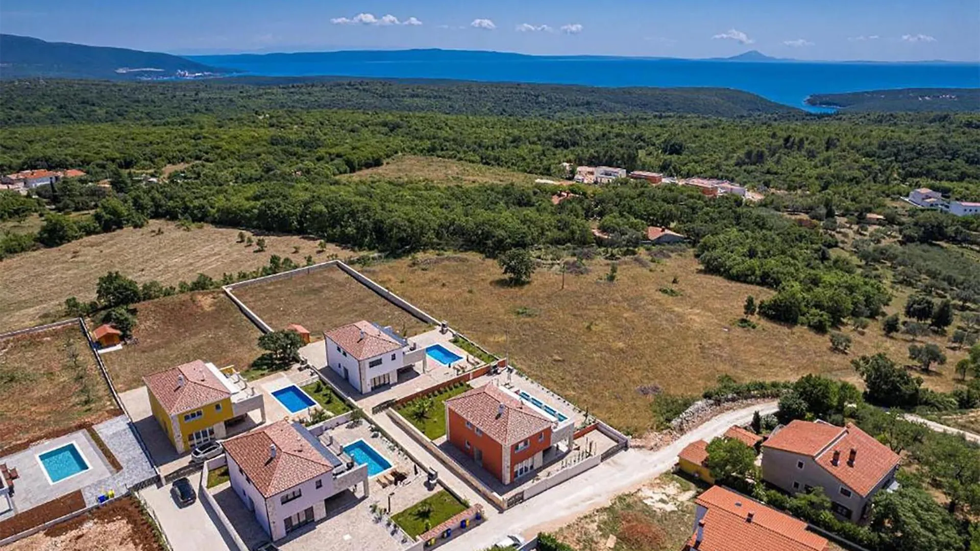 4 Bedroom Cozy Home In Krnica 0*,  Croatia